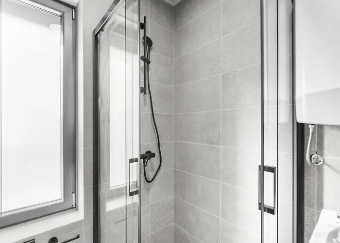 Querchus Penthouse 8 Partment Mit Jacuzzi By Interhome *