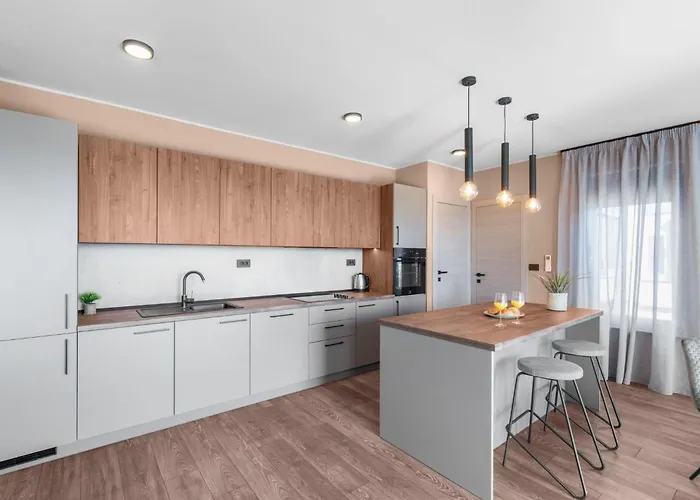 Daire Querchus Penthouse 8 Partment Mit Jacuzzi By Interhome
