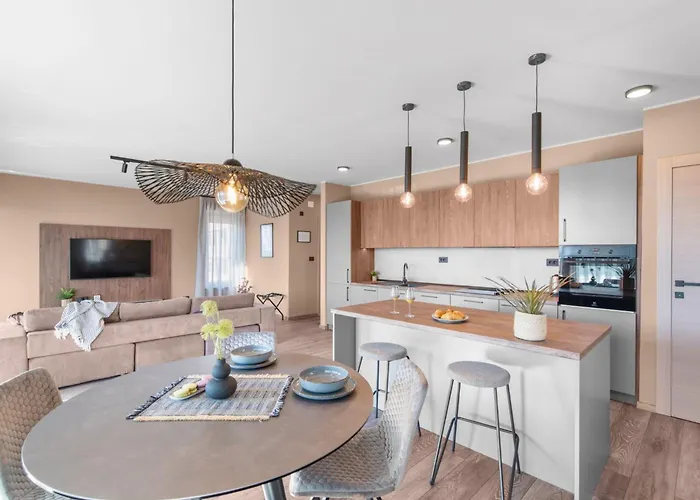 Daire Querchus Penthouse 8 Partment Mit Jacuzzi By Interhome