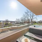 Querchus Penthouse 8 Partment Mit Jacuzzi By Interhome דירה *