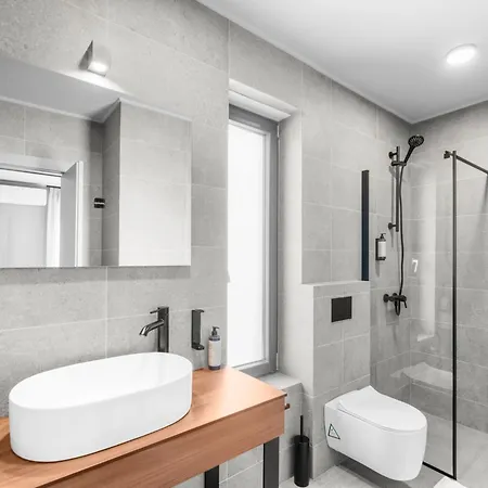 Lejlighed Querchus Penthouse 8 Partment Mit Jacuzzi By Interhome Karigador